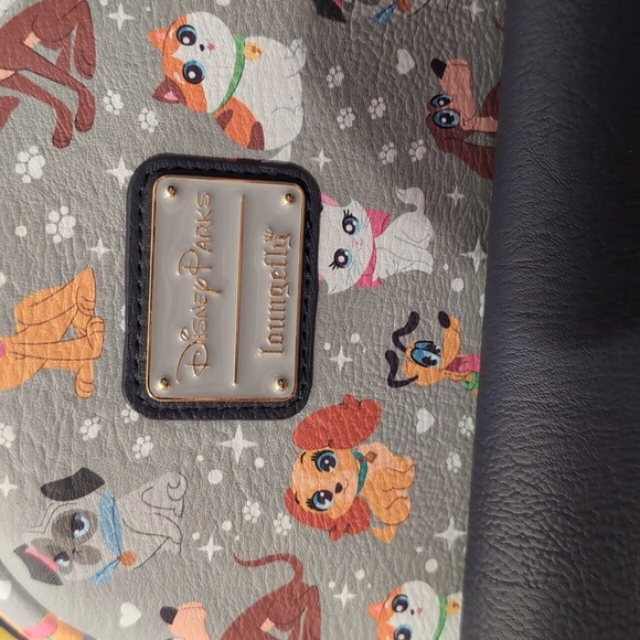 Disney Parks Exclusive Loungefly Mini Backpack - Cats and Dogs - Picture 4 of 7